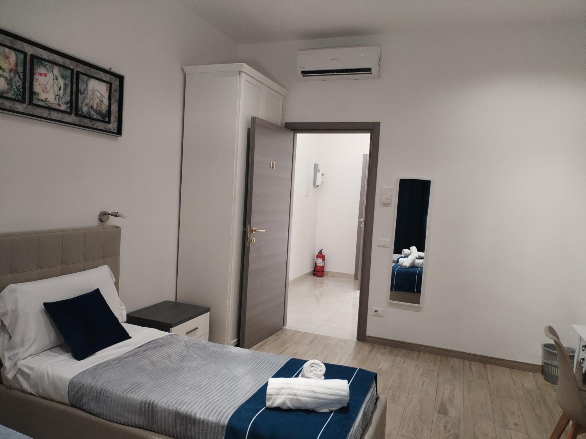 Nuova Fiera Camera Verona Exteriör bild