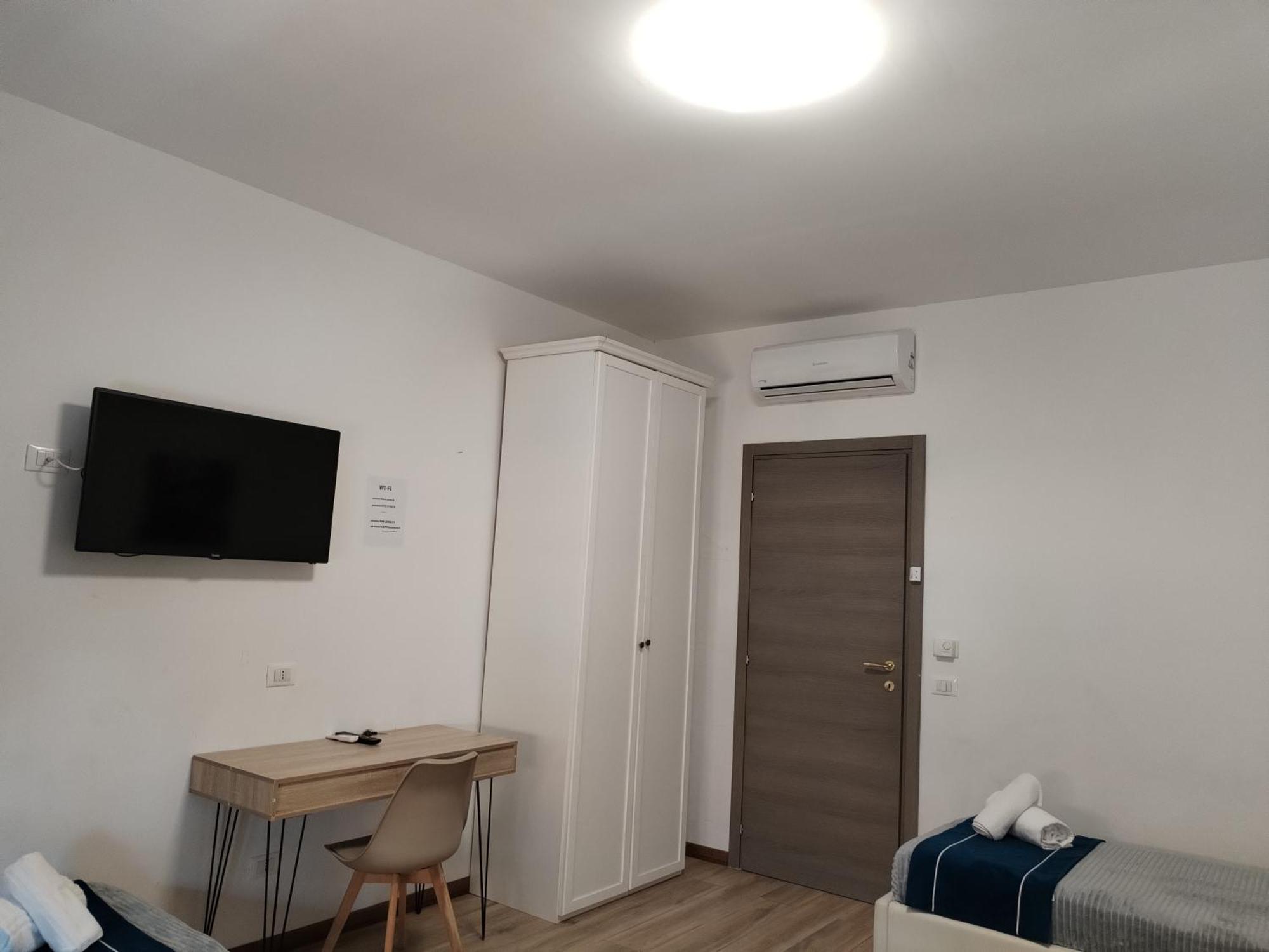 Nuova Fiera Camera Verona Exteriör bild