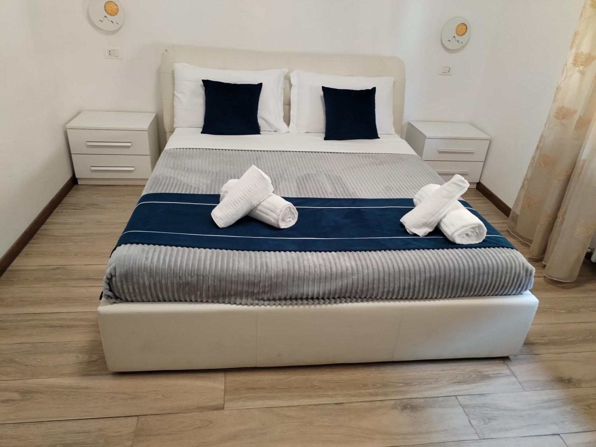 Nuova Fiera Camera Verona Exteriör bild
